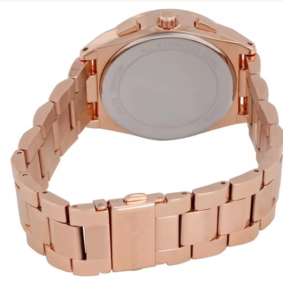 Michael Kors MK6422 Vail Rose Gold Women’s Watch - Picture 3 of 5